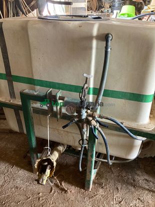 REcoje ramas y Pulverizador suspendido Fitosa 