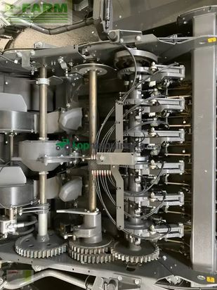 Empacadora gigant - Claas - quadrant 5300 evolution fc tandem