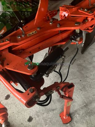 Arado - Kubota - rm 3000 sv 4-scharig mit steinsicherung