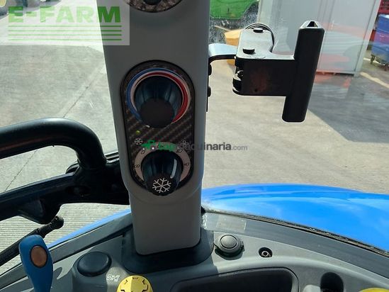 Tractor agrícola - New Holland - t5.105 tractor (st26857)