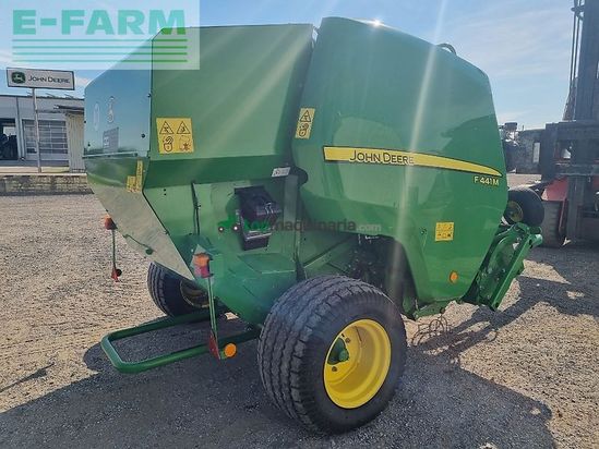 Empacadora gigant - John Deere - f441m