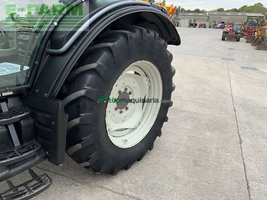 Tractor agrícola - Valtra - n113 hi tech tractor (st23833)