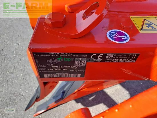 Arado - Kuhn - vari master 123 - 4 schar pflug