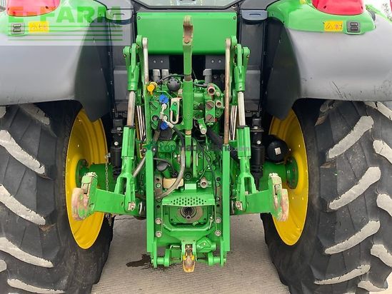 Tractor agrícola - John Deere - 6130m tractor (st26377)