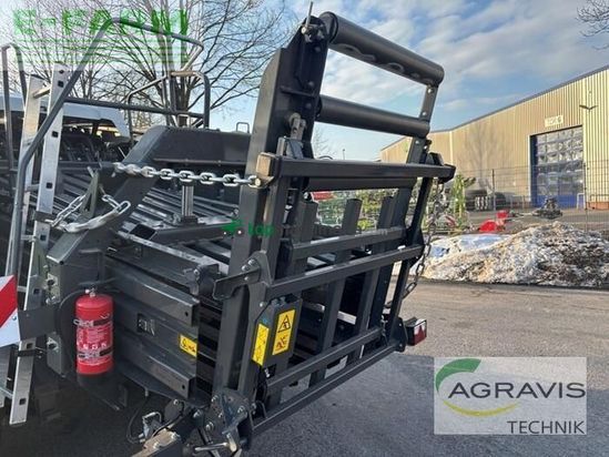 Empacadora gigant - Claas - quadrant 5200 fc ta