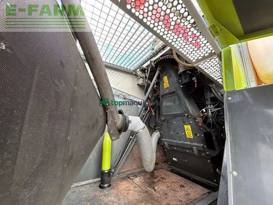 Cosechadora de Cereal - Claas - jaguar 870 mit kemper 360 und pu