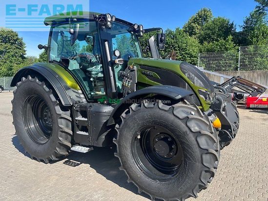 Tractor agrícola - Valtra - n 155 a mit fl. anbauteil und rüfa