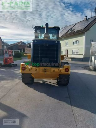 Minicargadora - Caterpillar - 926 m