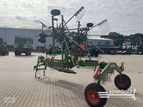 Rastrillo - Fendt - former 880