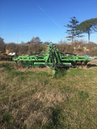 Rodillo cultivador de 6 mts de ancho de labor.