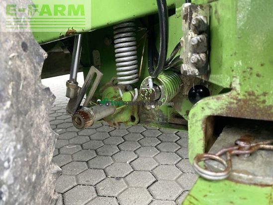 Empacadora gigant - Krone - vario pack 1800