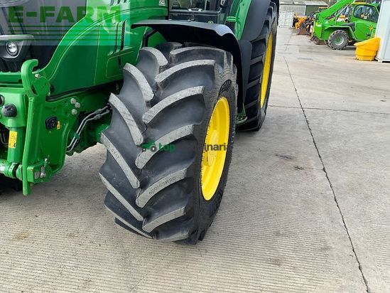 Tractor agrícola - John Deere - 6155r premium edition tractor (st24649)
