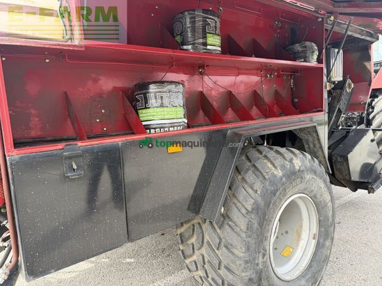 Empacadora gigant - Case IH - lbx 422 r