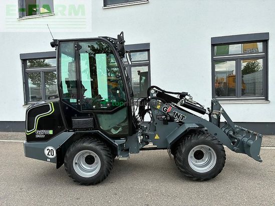 Minicargadora - Giant - g 2700 e x-tra