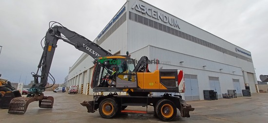 Excavadora VOLVO EW240E