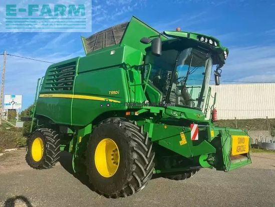Cosechadora de Cereal - John Deere - t550