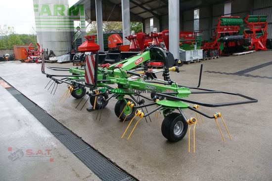 Henificador - Talex - neu-kreiselzetter tornado 5500