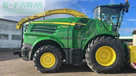 Cosechadora de Cereal - John Deere - 8400