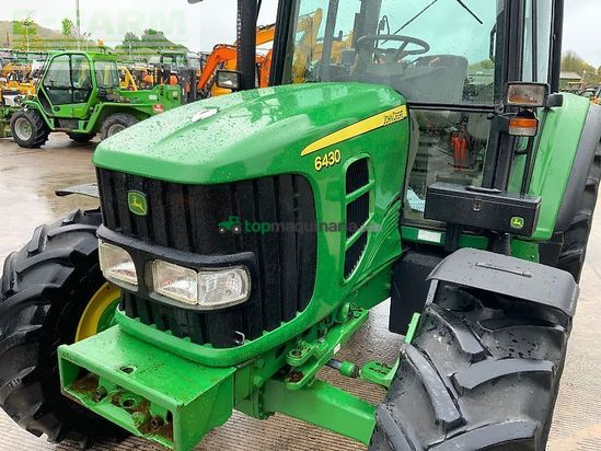 Tractor agrícola - John Deere - 6430 tractor (st24671)