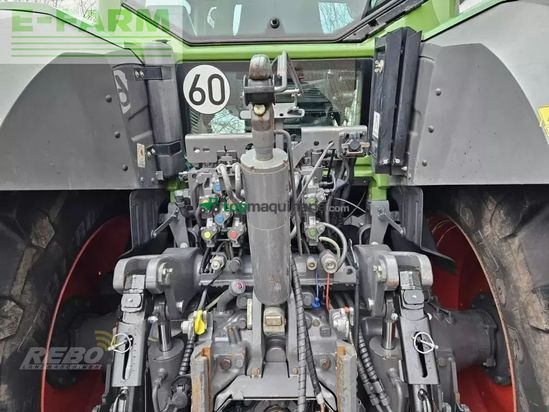 Tractor agrícola - Fendt - 824