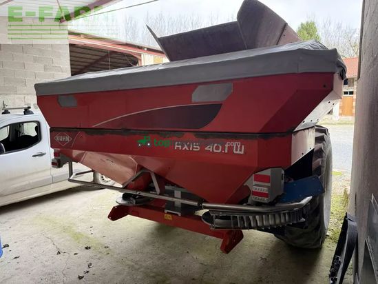 Esparcidor - Kuhn - axis 40.1 w