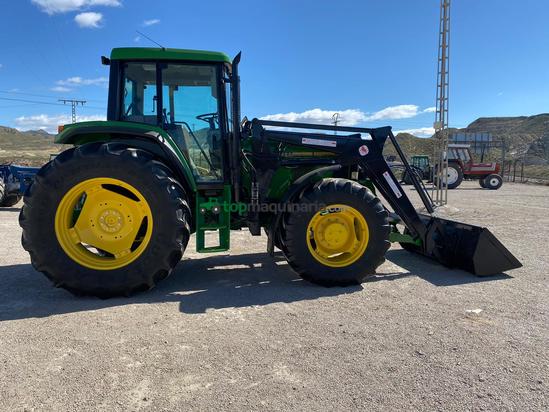 Tractor agrícola - John Deere 6900 con pala