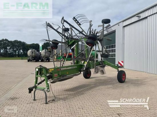 Rastrillo - Fendt - former 880