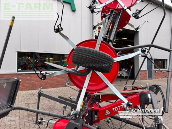 Henificador - Massey Ferguson - td 776x dn (lotus 770)