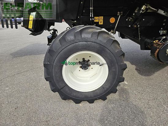 Cosechadora de Cereal - New Holland - tc 5.80