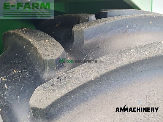 Cosechadora de Cereal - John Deere - 7400 forage harvester