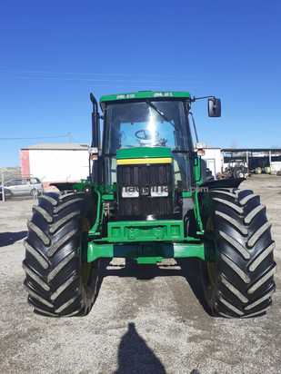 Tractor agrícola - John Deere - 6910