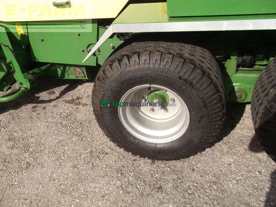 Empacadora gigant - Krone - combi pack 1500 v multi cut