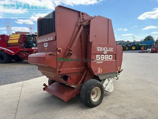 Empacadora gigant - New Holland - 5980
