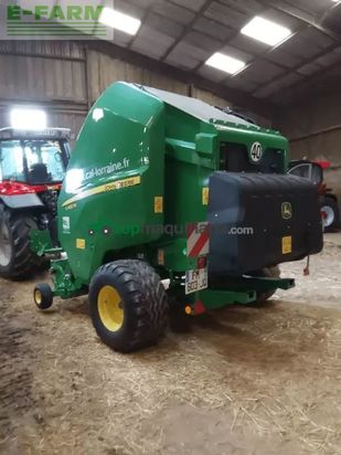 Empacadora gigant - John Deere - v 451 m