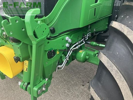Tractor agrícola - John Deere - 6r215
