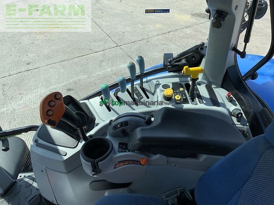 Tractor agrícola - New Holland - t7.245 tractor (st24115)