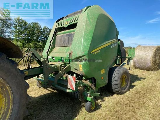 Empacadora gigant - John Deere - v451m