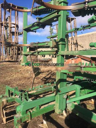 Cultivador Gil 17 brazos