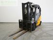 Elevadora - Linde - h 30 d (3b) 393-02
