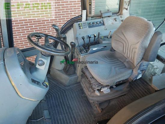 Tractor agrícola - Valtra - 8450