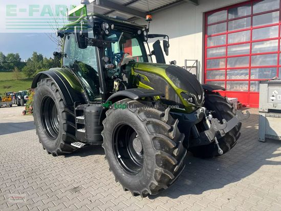 Tractor agrícola - Valtra - n155d m. rüfa und forstkabine