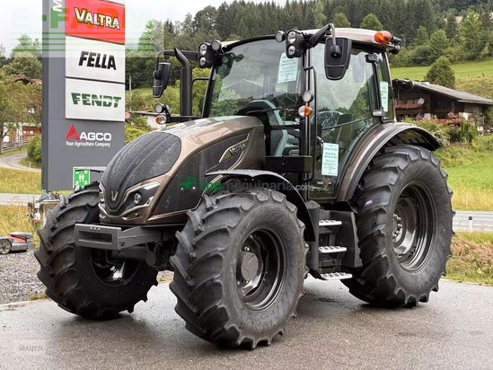 Tractor agrícola - Valtra - a115 bronzemetallic