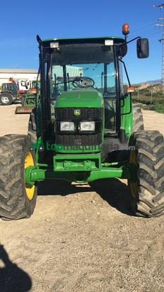 Tractor agrícola - John Deere - 5820
