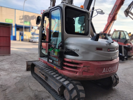 Miniexcavadora TAKEUCHI TB290