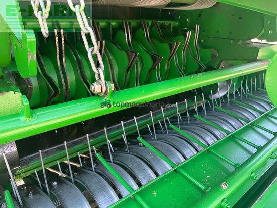 Empacadora gigant - John Deere - 864