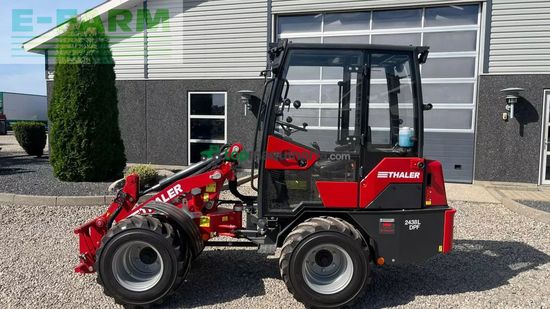 Minicargadora - Thaler - 2438l dpf kabine og brede hjul