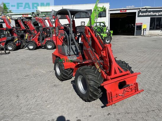 Minicargadora - Fuchs - 950h mit euroaufnahme 150h