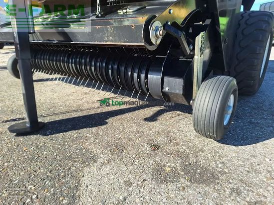 Empacadora gigant - New Holland - br 6090