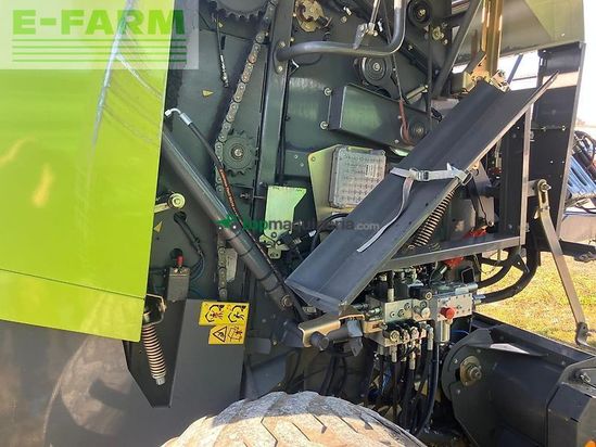 Empacadora gigant - Claas - rollant 455 rc