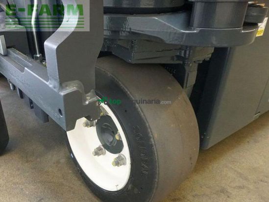 Elevadora - Combilift - cbe3000